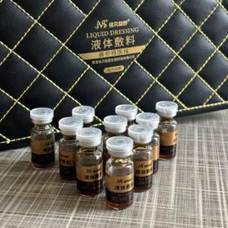 Tinh chất chống nắng và dưỡng ẩm hàng ngày Tinh chất chống nắng và dưỡng ẩm hàng ngày